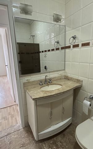 Apartamento para alugar com 80m², 2 quartos e 1 vagaBanheiro