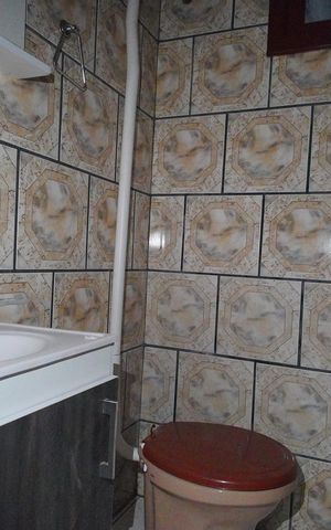 Casa para alugar com 63m², 1 quarto e 2 vagasBanheiro