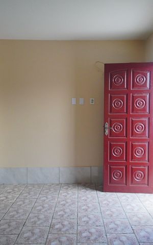Casa para alugar com 63m², 1 quarto e 2 vagasSala