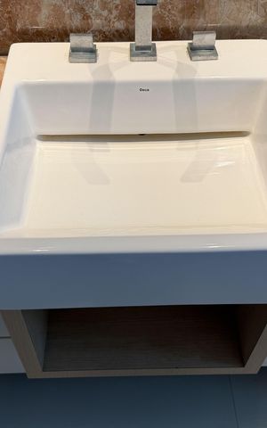 Apartamento para alugar com 131m², 2 quartos e 2 vagas Apartamento para alugar com 131m², 2 quartos e 2 vagasBanheiro da Suíte