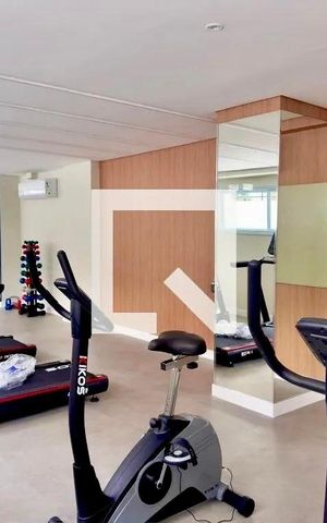 Apartamento para alugar com 46m², 2 quartos e 1 vaga Apartamento para alugar com 46m², 2 quartos e 1 vagaÁrea comum - Academia