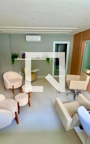 Apartamento para alugar com 46m², 2 quartos e 1 vaga Apartamento para alugar com 46m², 2 quartos e 1 vagaHall social