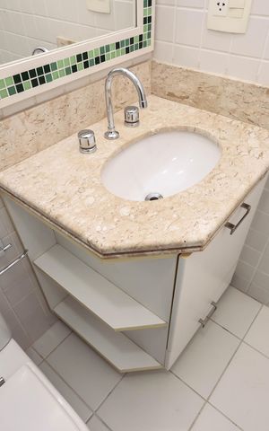 Apartamento para alugar com 58m², 2 quartos e 2 vagasBanheiro