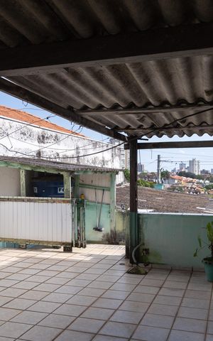Casa à venda com 105m², 3 quartos e 2 vagasTerraço