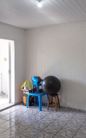 Casa à venda com 105m², 3 quartos e 2 vagasSala