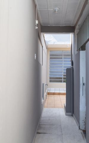 Casa à venda com 105m², 3 quartos e 2 vagasCorredor