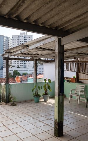 Casa à venda com 105m², 3 quartos e 2 vagasTerraço