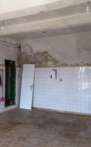 Casa à venda com 105m², 3 quartos e 2 vagasGaragem