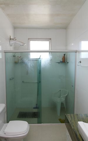 Casa à venda com 166m², 4 quartos e 4 vagasBanheiro da Suíte
