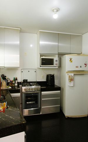 Casa à venda com 166m², 4 quartos e 4 vagasCozinha