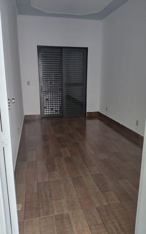 Casa à venda com 145m², 3 quartos e 2 vagas Casa à venda com 145m², 3 quartos e 2 vagasQuarto