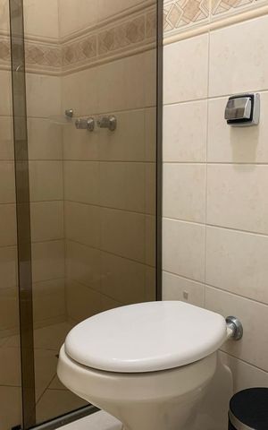 Casa à venda com 128m², 2 quartos e 1 vaga Casa à venda com 128m², 2 quartos e 1 vagaBanheiro Social 2