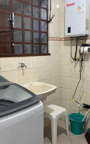 Casa à venda com 128m², 2 quartos e 1 vaga Casa à venda com 128m², 2 quartos e 1 vagaÁrea de Serviço