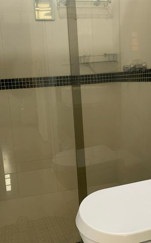 Casa à venda com 128m², 2 quartos e 1 vaga Casa à venda com 128m², 2 quartos e 1 vagaBanheiro Social