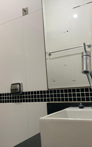 Casa à venda com 128m², 2 quartos e 1 vaga Casa à venda com 128m², 2 quartos e 1 vagaBanheiro Social