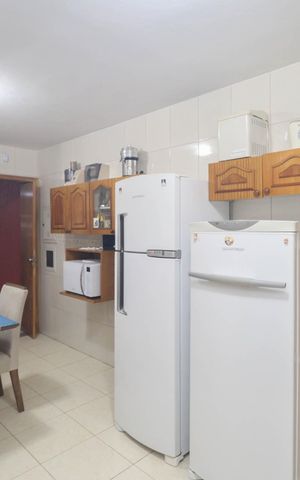 Casa à venda com 135m², 3 quartos e 2 vagas Casa à venda com 135m², 3 quartos e 2 vagasCozinha