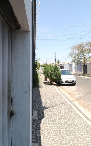 Casa para alugar com 60m², 2 quartos e 1 vagaPlaquinha