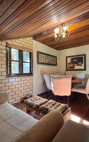 Casa de condomínio para alugar com 280m², 3 quartos e 2 vagasSala