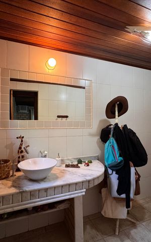 Casa de condomínio para alugar com 280m², 3 quartos e 2 vagasSuíte 1