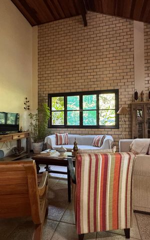 Casa de condomínio para alugar com 280m², 3 quartos e 2 vagasCozinha