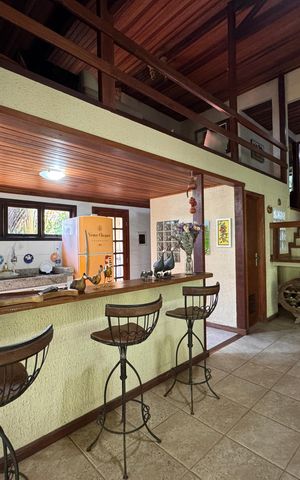Casa de condomínio para alugar com 280m², 3 quartos e 2 vagasSala
