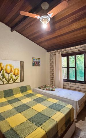 Casa de condomínio para alugar com 280m², 3 quartos e 2 vagasSala segundo andar