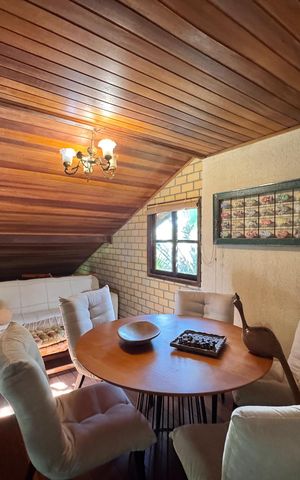 Casa de condomínio para alugar com 280m², 3 quartos e 2 vagasHall Dormitórios