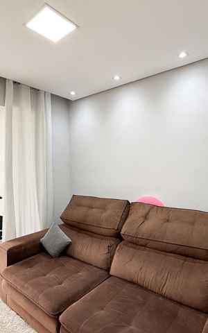 Apartamento à venda com 49m², 2 quartos e 1 vaga Apartamento à venda com 49m², 2 quartos e 1 vagaSala
