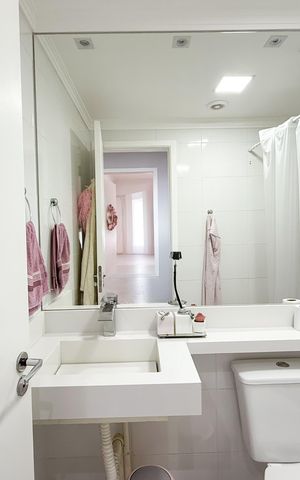 Apartamento à venda com 49m², 2 quartos e 1 vaga Apartamento à venda com 49m², 2 quartos e 1 vagaBanheiro
