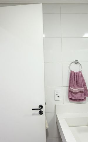 Apartamento à venda com 49m², 2 quartos e 1 vaga Apartamento à venda com 49m², 2 quartos e 1 vagaBanheiro