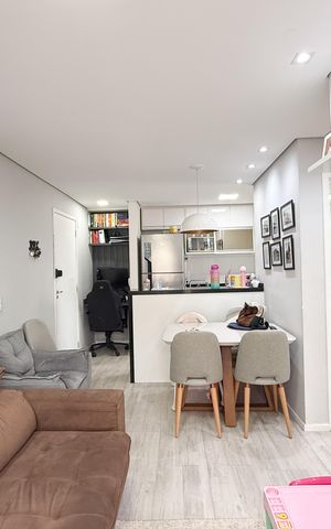 Apartamento à venda com 49m², 2 quartos e 1 vaga Apartamento à venda com 49m², 2 quartos e 1 vagaSala