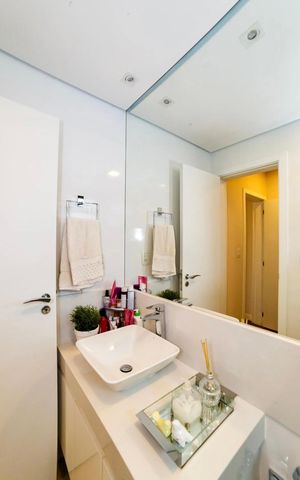 Apartamento à venda com 84m², 3 quartos e 2 vagas Apartamento à venda com 84m², 3 quartos e 2 vagasSuíte - Banheiro