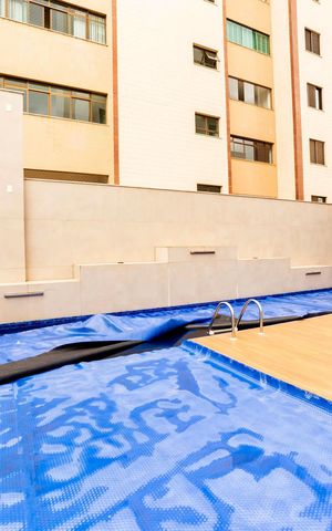 Apartamento à venda com 84m², 3 quartos e 2 vagas Apartamento à venda com 84m², 3 quartos e 2 vagasÁrea comum - Piscina