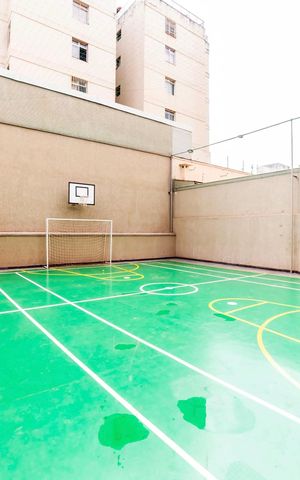 Apartamento à venda com 84m², 3 quartos e 2 vagas Apartamento à venda com 84m², 3 quartos e 2 vagasÁrea comum - Quadra