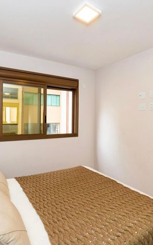 Apartamento à venda com 84m², 3 quartos e 2 vagas Apartamento à venda com 84m², 3 quartos e 2 vagasSuíte