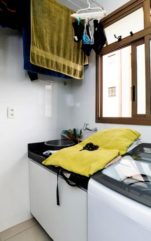 Apartamento à venda com 84m², 3 quartos e 2 vagas Apartamento à venda com 84m², 3 quartos e 2 vagasCozinha e Área de Serviço