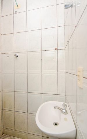 Casa à venda com 125m², 2 quartos e 2 vagasBanheiro da Suíte