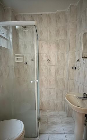 Studio para alugar com 27m², 1 quarto e sem vaga Studio para alugar com 27m², 1 quarto e sem vagaBanheiro