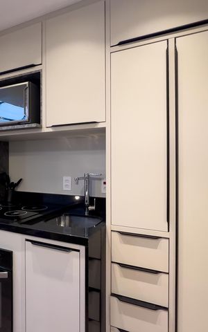 Studio à venda com 42m², 1 quarto e sem vaga Studio à venda com 42m², 1 quarto e sem vagaCozinha e área de serviço
