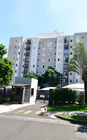 Apartamento para alugar com 49m², 2 quartos e 1 vagaFachada e portaria