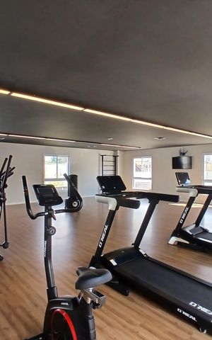 Apartamento à venda com 54m², 2 quartos e 1 vaga Apartamento à venda com 54m², 2 quartos e 1 vagaÁrea comum - Academia