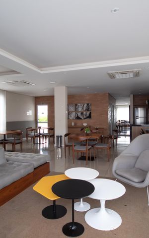 Apartamento à venda com 83m², 2 quartos e 2 vagasÁrea comum - Salão de festas