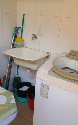 Casa à venda com 300m², 3 quartos e 3 vagas
