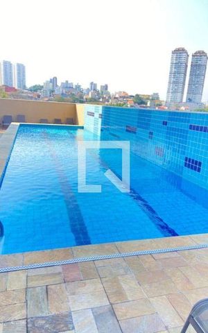 Apartamento para alugar com 69m², 2 quartos e 1 vaga Apartamento para alugar com 69m², 2 quartos e 1 vagaÁrea comum - Piscina