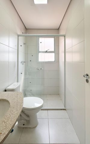Apartamento para alugar com 69m², 2 quartos e 1 vaga Apartamento para alugar com 69m², 2 quartos e 1 vagaBanheiro da Suíte