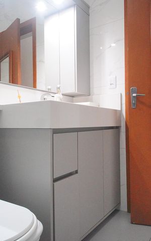 Casa à venda com 187m², 2 quartos e 2 vagasBanheiro 