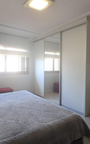 Casa à venda com 177m², 2 quartos e 2 vagasSuíte
