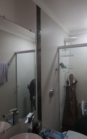 Casa à venda com 177m², 2 quartos e 2 vagasBanheiro 