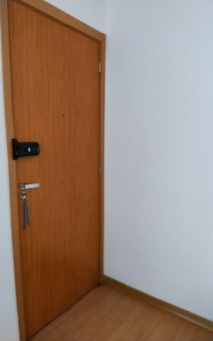 Apartamento para alugar com 42m², 2 quartos e sem vaga Apartamento para alugar com 42m², 2 quartos e sem vagaCorredor