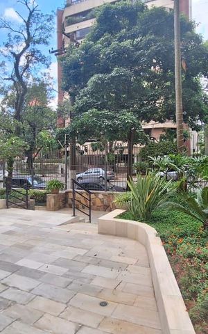 Apartamento para alugar com 102m², 3 quartos e 2 vagas Apartamento para alugar com 102m², 3 quartos e 2 vagasÁrea comum